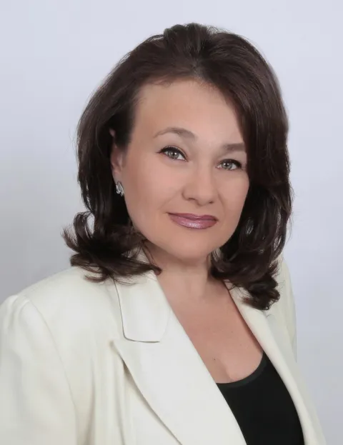 Agent Photo of Karina